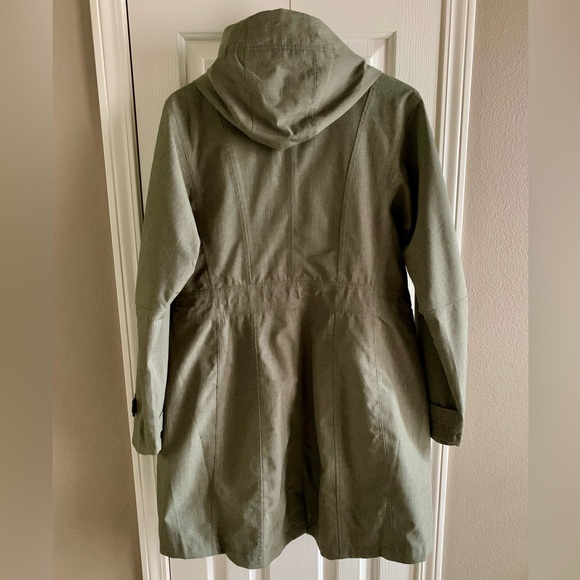 ATHLETA HOODED RAINCOAT - Picture 2 of 13
